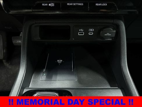 Used 2024 Honda Pilot TrailSport image 34