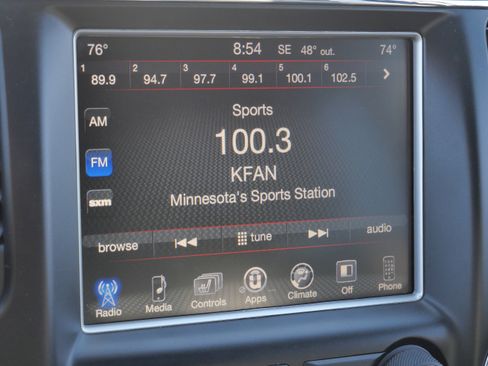 Used 2015 Jeep Grand Cherokee Altitude image 32