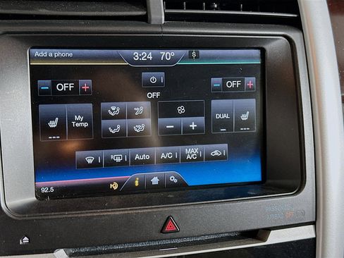 Used 2013 Ford Edge Limited image 24