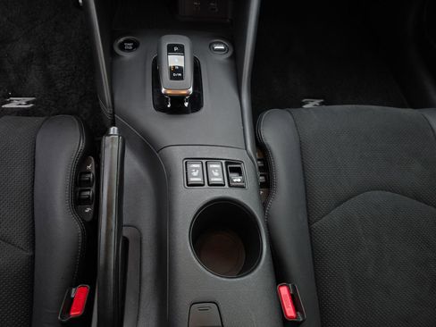 Used 2023 Nissan Z Performance w/ Floor Mat Package (L93) image 18