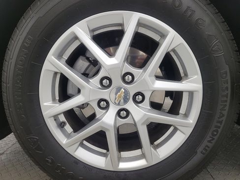 Used 2022 Chevrolet Equinox LS w/ LS Convenience Package image 31