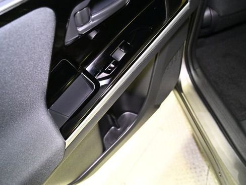 Used 2025 Subaru Solterra Premium w/ Premium Package image 50