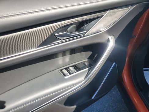 Used 2022 Jaguar F-PACE SVR image 14