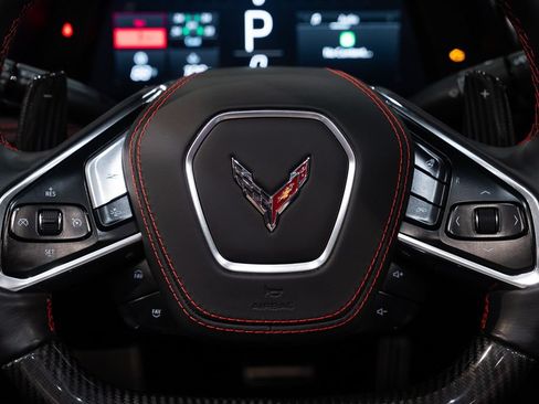 Used 2025 Chevrolet Corvette Z06 w/ Z07 Performance Package RWD image 26