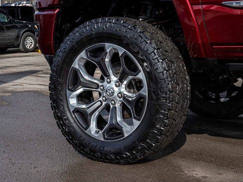 Used 2019 RAM 1500 Limited image 7