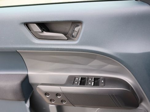 Certified 2022 Ford Maverick XL FWD image 36