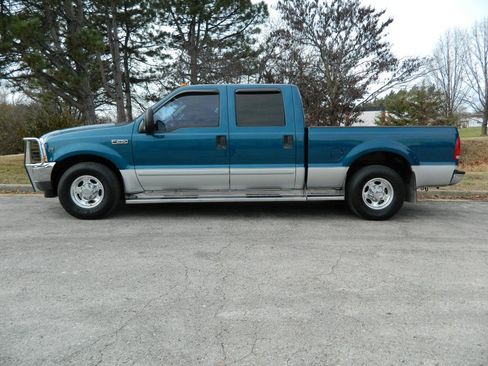 Used 2002 Ford F250 Lariat image 4
