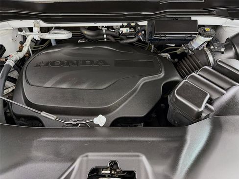 Used 2023 Honda Ridgeline Sport image 27