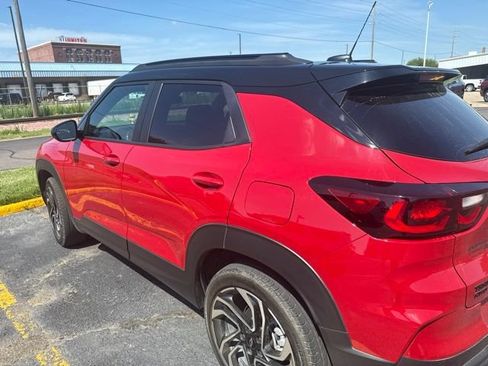 Used 2026 Chevrolet TrailBlazer RS w/ Convenience Package AWD/4WD image 5