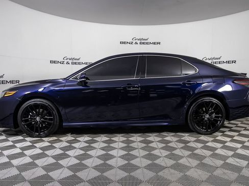 Used 2022 Toyota Camry XSE FWD image 10