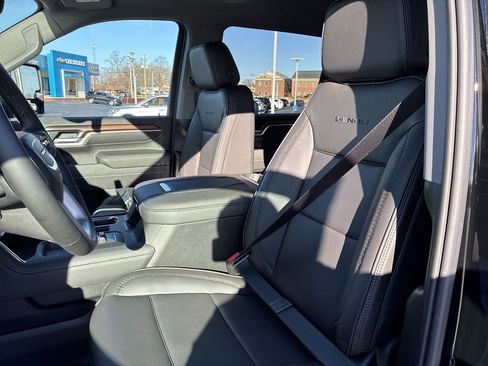 New 2026 GMC Sierra 2500 Denali w/ Denali Reserve Package image 11
