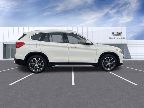 Used 2021 BMW X1 xDrive28i w/ Convenience Package image 9