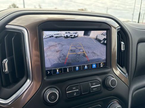 Certified 2022 Chevrolet Silverado 3500 High Country w/ LPO, Hitch Package image 23