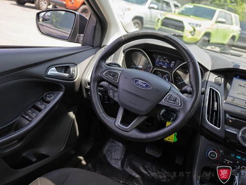 Used 2018 Ford Focus SEL w/ Cold Weather Package FWD image 32