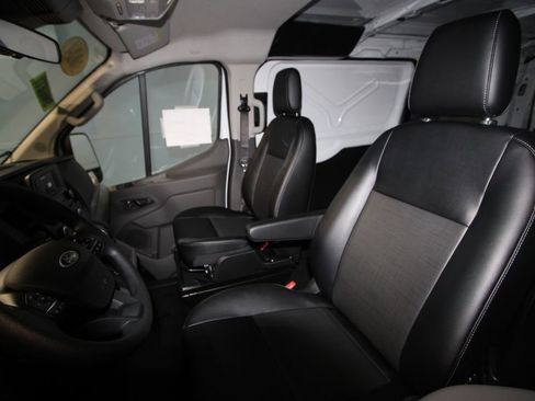 Used 2024 Ford Transit 150 Low Roof image 4