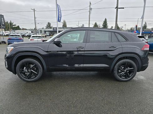 New 2026 Volkswagen Atlas Cross Sport SEL R-Line image 7