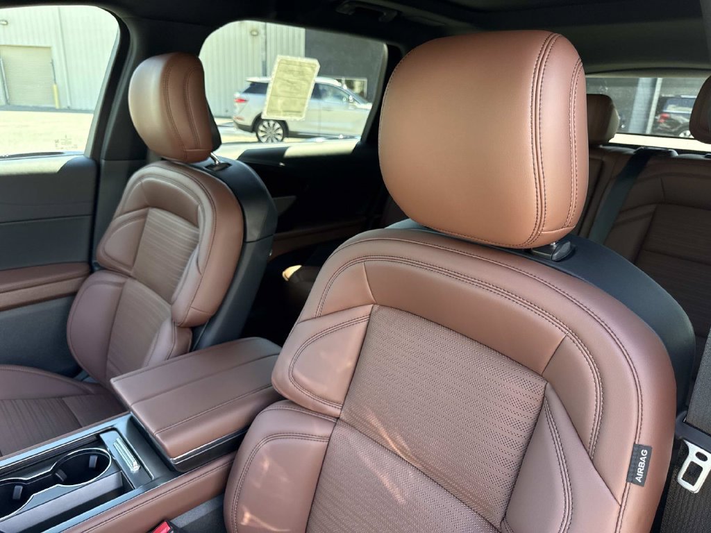 New 2026 Lincoln Nautilus Reserve AWD/4WD image 21