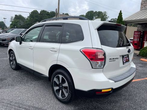 Used 2017 Subaru Forester 2.5i Limited w/ Popular Package #1 AWD/4WD image 9