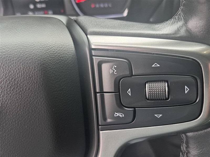 Used 2021 Chevrolet Silverado 1500 LT Trail Boss w/ Convenience Package II AWD/4WD image 23