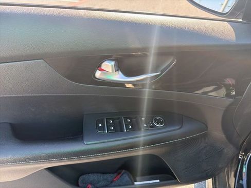 Certified 2021 Kia Forte GT-Line image 14