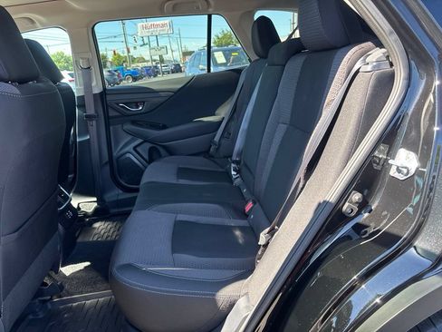 Used 2023 Subaru Outback Premium AWD/4WD image 29