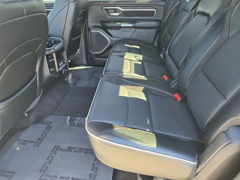 Used 2025 RAM 1500 Laramie AWD/4WD image 12