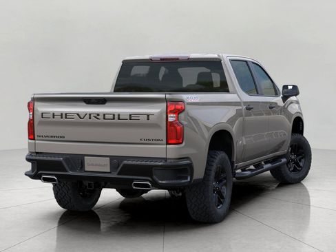 New 2026 Chevrolet Silverado 1500 Custom Trail Boss w/ LPO, Dark Essentials Package image 4