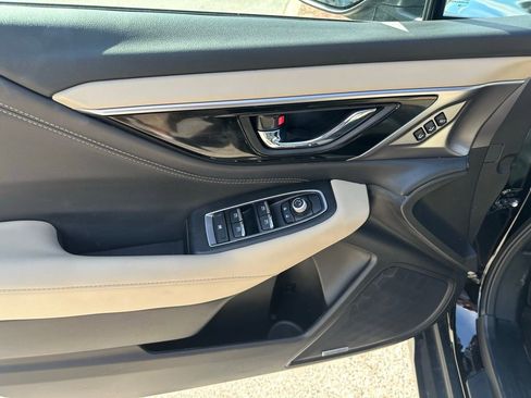 Used 2025 Subaru Outback Limited image 24