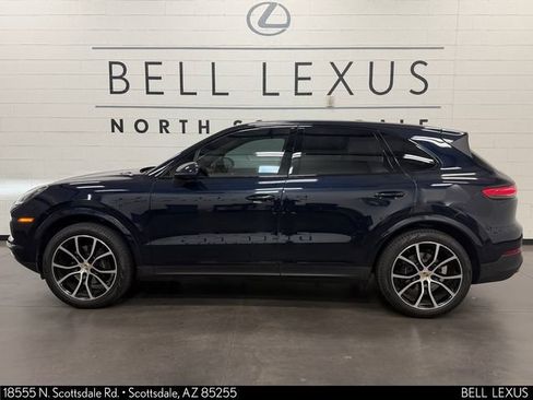 Used 2019 Porsche Cayenne AWD/4WD image 7