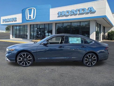 New 2026 Honda Accord Touring image 7
