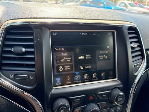 Used 2016 Jeep Grand Cherokee Limited 75th Anniversary RWD image 23