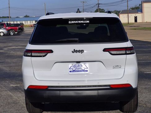 New 2026 Jeep Grand Cherokee L 2WD image 5