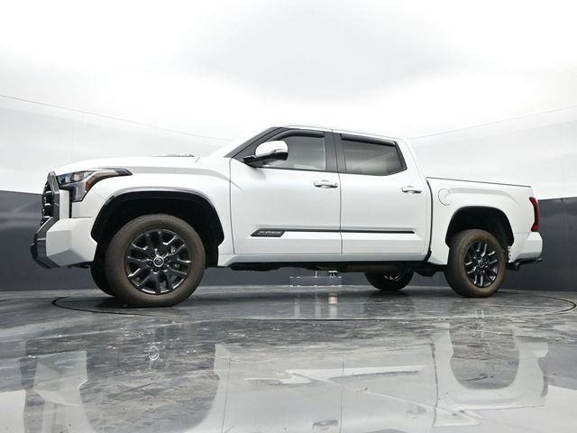 Used 2024 Toyota Tundra Platinum AWD/4WD image 40