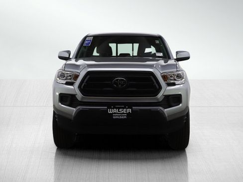 Used 2022 Toyota Tacoma SR image 9