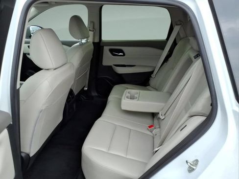 Certified 2023 Nissan Rogue SL AWD/4WD image 30
