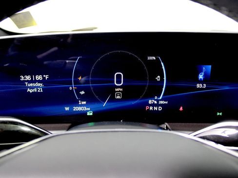 Used 2024 Cadillac Lyriq Tech RWD image 20