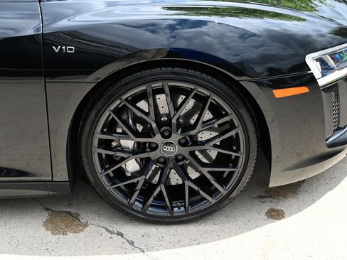 Used 2018 Audi R8 V10 plus AWD/4WD image 12