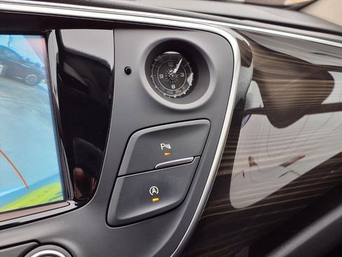 Used 2019 Buick Envision Essence image 11