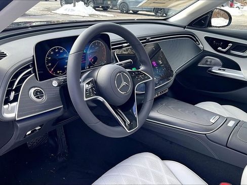 New 2026 Mercedes-Benz E 450 4MATIC Sedan image 6