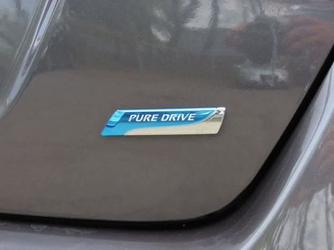 Used 2014 Nissan Sentra S FWD image 8