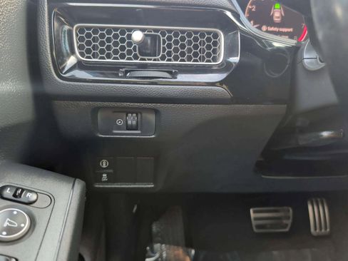 Used 2022 Honda Civic Sport image 24