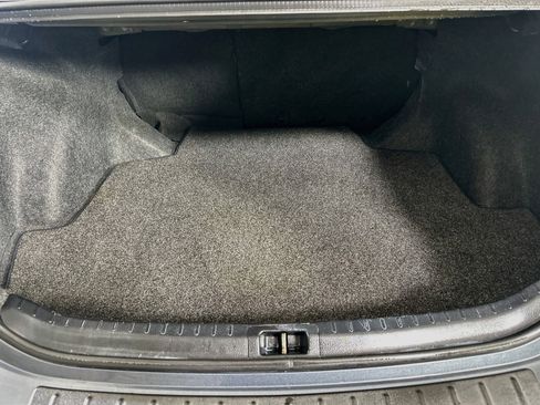 Used 2016 Toyota Corolla LE FWD image 26