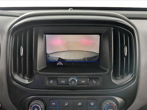 Used 2022 Chevrolet Colorado W/T w/ WT Convenience Package image 28