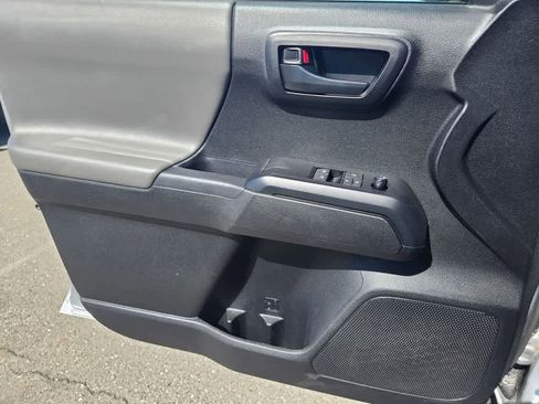 Used 2023 Toyota Tacoma SR w/ SR Convenience Package AWD/4WD image 19