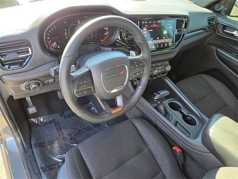 Used 2023 Dodge Durango GT image 11