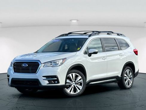 Used 2022 Subaru Ascent Limited w/ Technology Package image 2