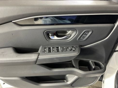 Certified 2025 Honda Pilot EX-L image 30