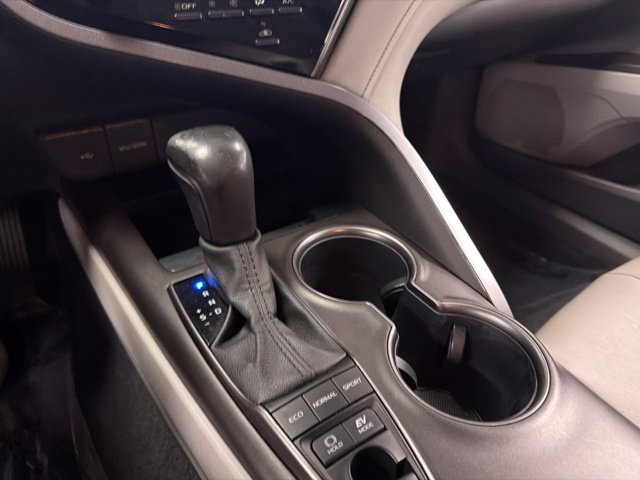 Used 2024 Toyota Camry SE FWD image 20