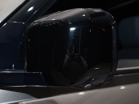 Used 2023 Land Rover Defender 110 X-Dynamic SE image 53