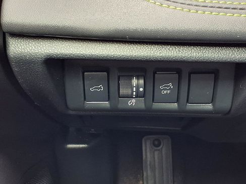 Certified 2025 Subaru Outback Onyx Edition AWD/4WD image 10